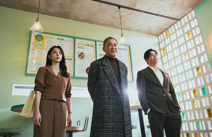 ภาพทีมนักแสดงจากซีรีส์ Fired Up! ในร้านอาหาร Jin Lai Hao โลเคชันหลักของเรื่อง 8