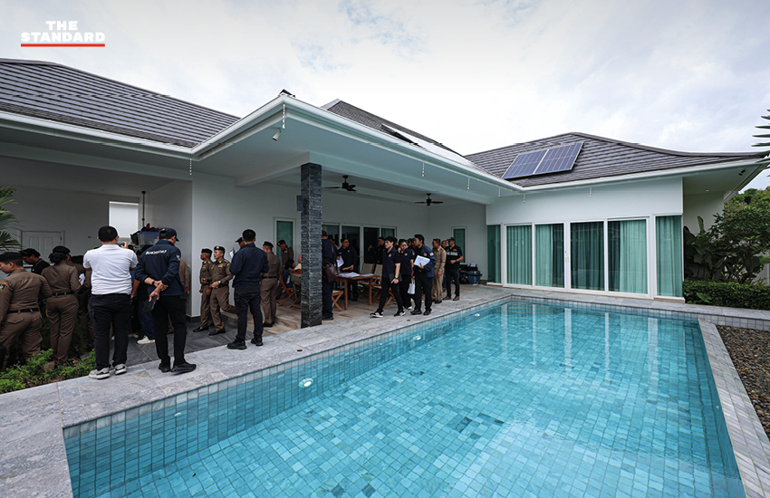 เจ้าหน้าที่ตำรวจและหน่วยงานที่เกี่ยวข้องเข้าตรวจค้นพูลวิลล่าในปฏิบัติการทลายนอมินีต่างชาติที่หัวหิน 3
