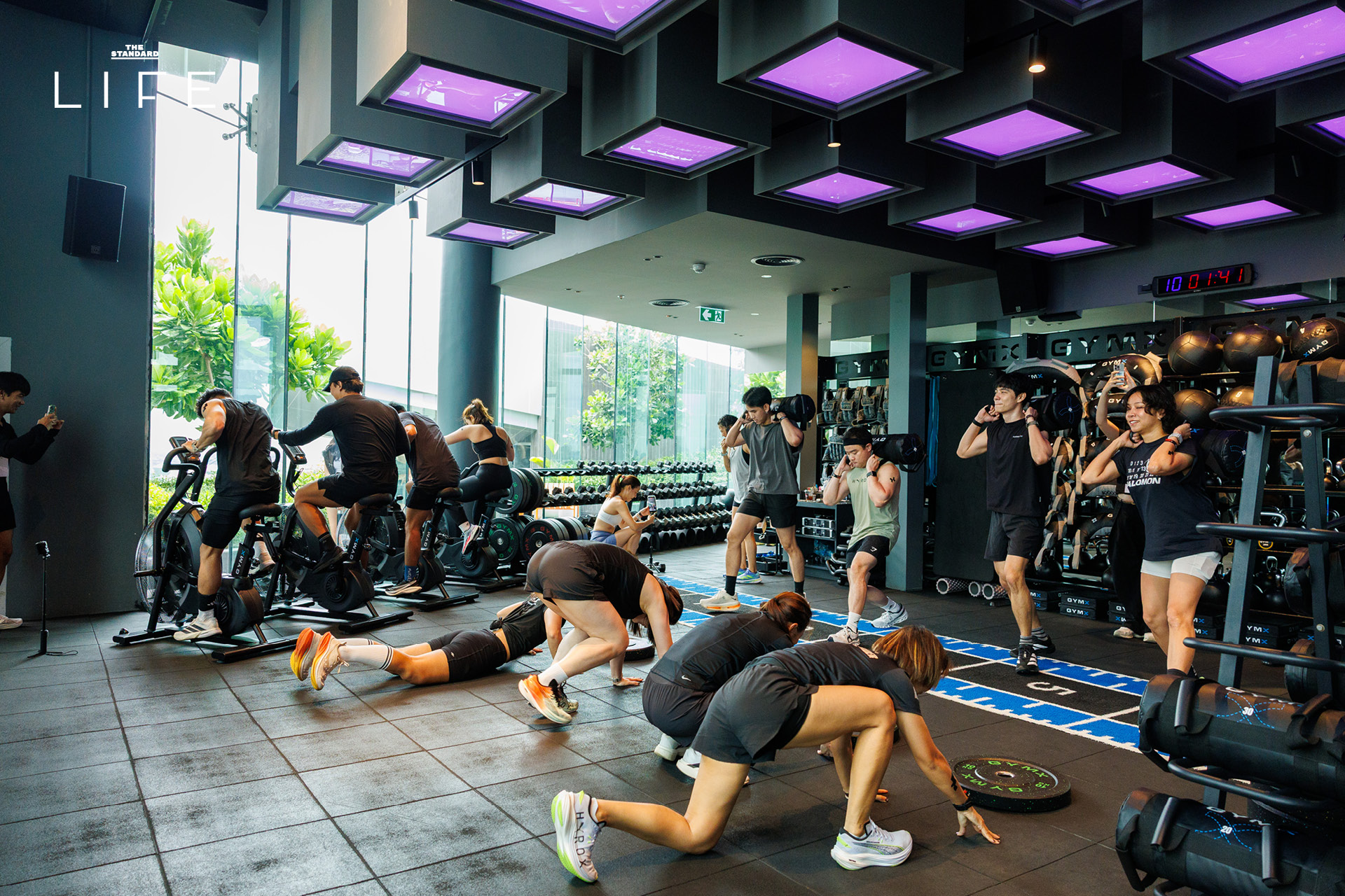 ภาพบรรยากาศงาน ‘Pre-Race Party’ ที่จัดขึ้นเพื่อเฉลิมฉลองความมุ่งมั่นของนักกีฬา HYROX พร้อมกิจกรรมสร้างแรงบันดาลใจ 16