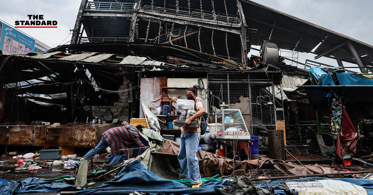 เจ้าหน้าที่กรุงเทพมหานครเร่งสำรวจความเสียหายและช่วยเหลือผู้ประสบภัยจากเหตุเพลิงไหม้คลองถมเซ็นเตอร์