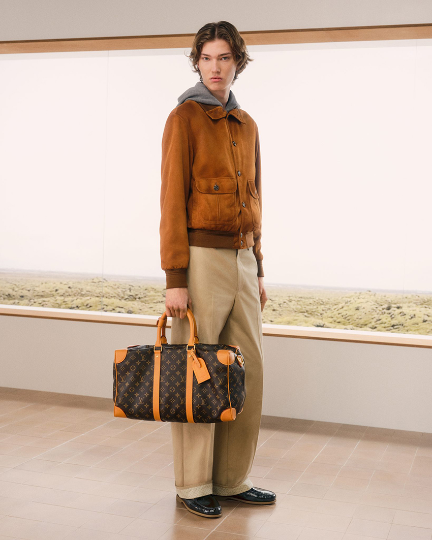 นายแบบสวมใส่เสื้อผ้าจากแคปซูลคอลเล็กชัน Louis Vuitton Men’s Fall 2027 4