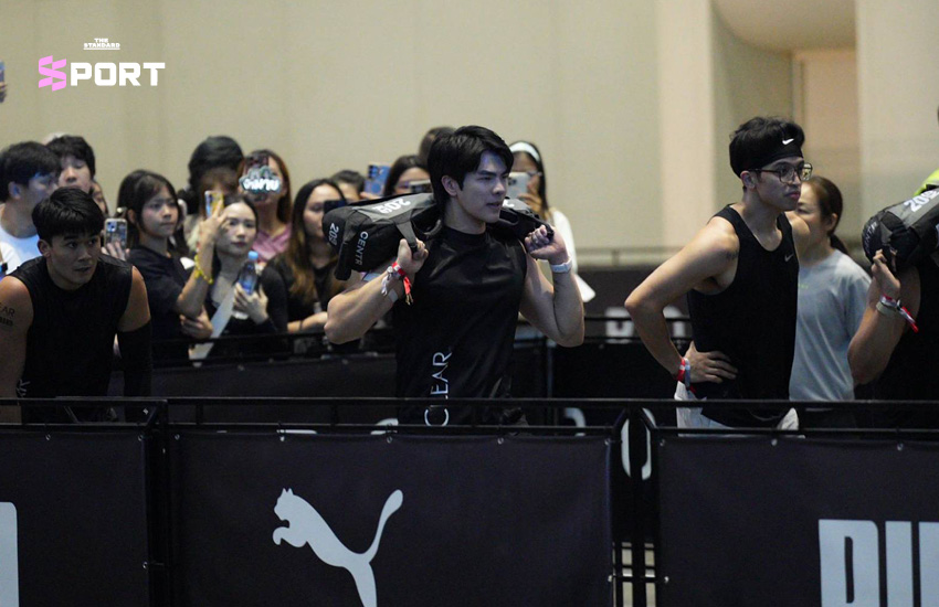 มาย-ภาคภูมิ ร่มไทรทอง ในชุดกีฬาขณะแข่งขัน HYROX Bangkok 1