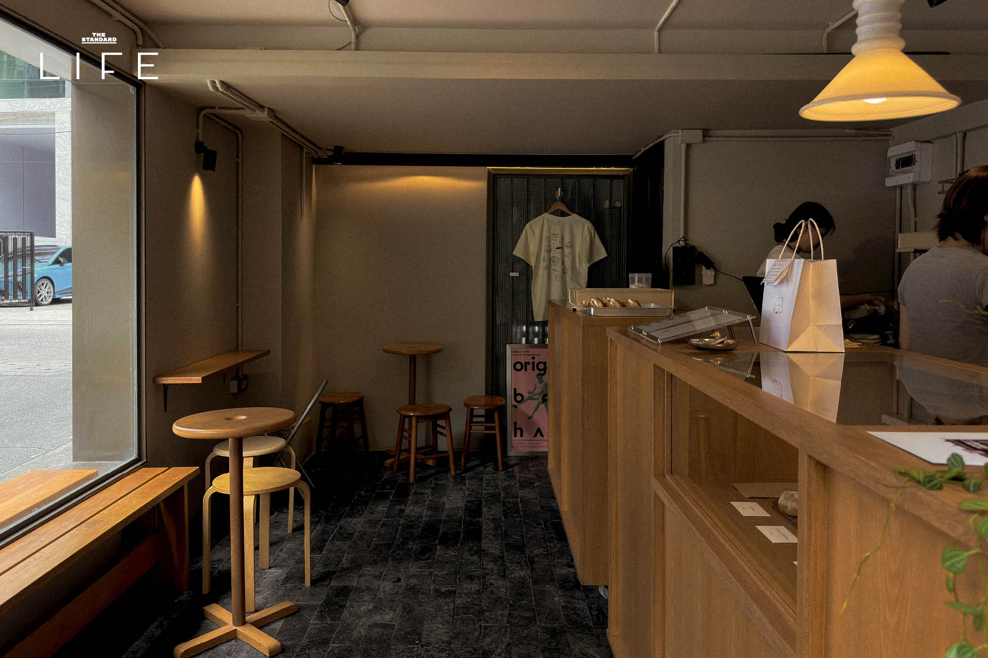 ภาพโดนัทบอมโบโลนีและเครื่องดื่มในร้าน Mooh BKK สาขากรุงเทพฯ 6