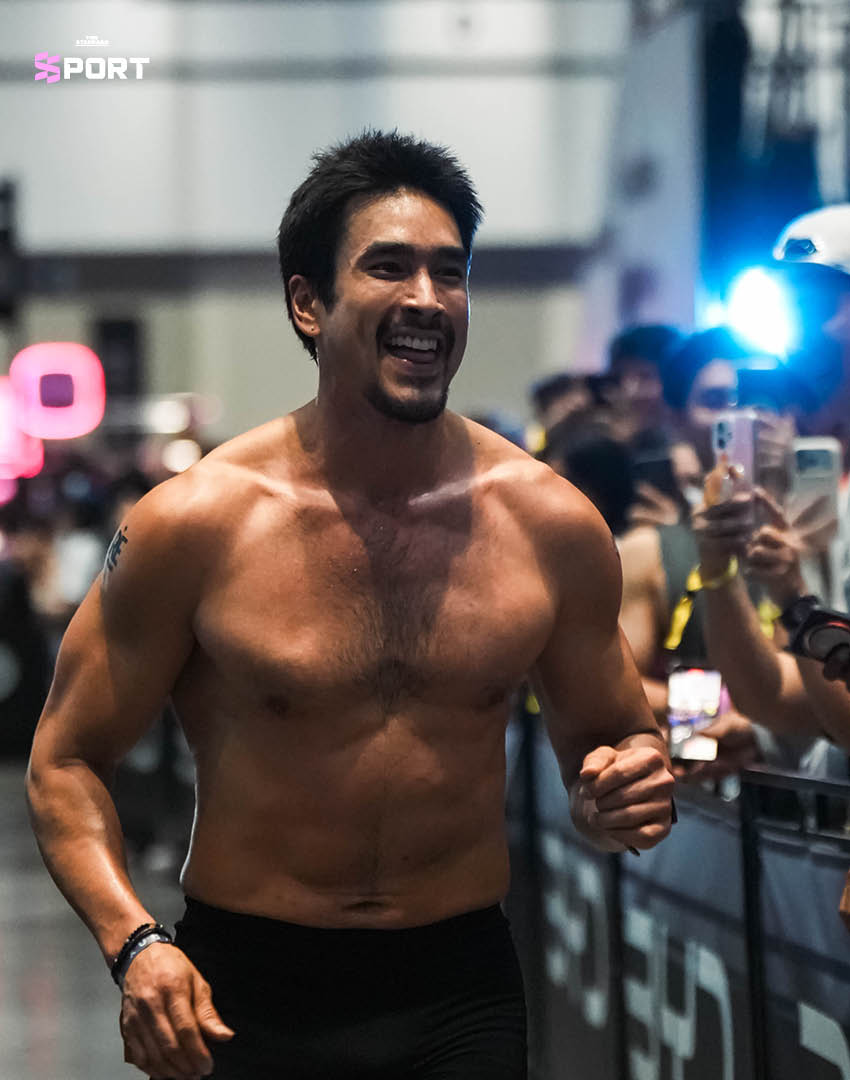 ณเดชน์ คูกิมิยะ ในชุดกีฬา กำลังแข่งขัน HYROX Bangkok 9