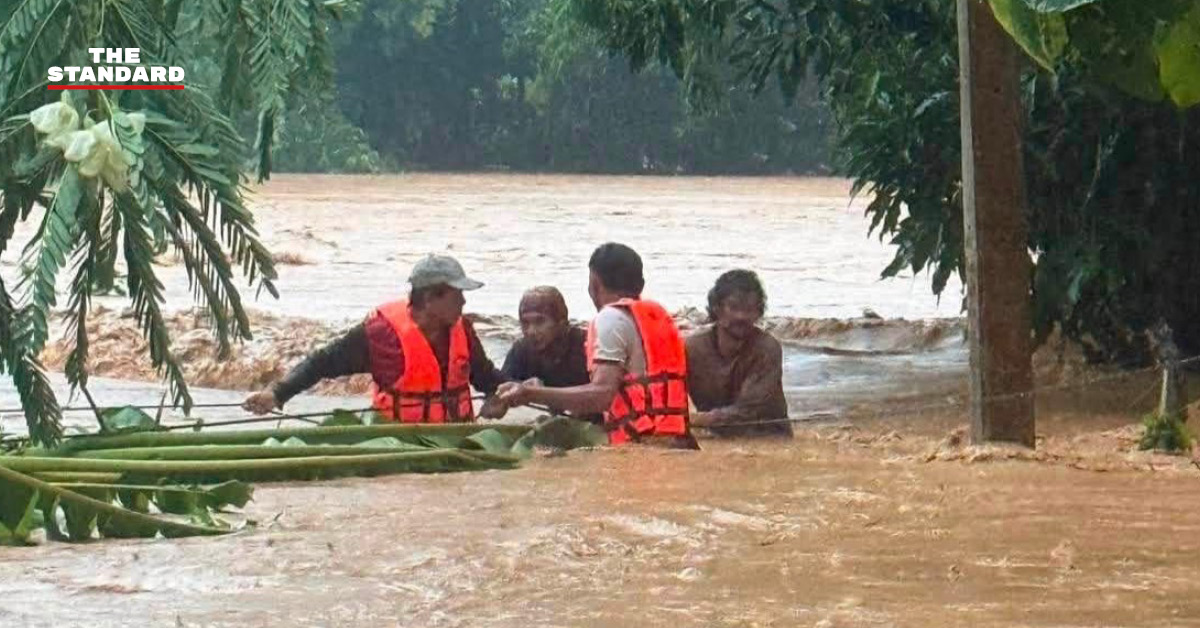 ภาพมุมสูงแสดงพื้นที่น้ำท่วมขังในจังหวัดน่าน หลังฝนตกหนัก