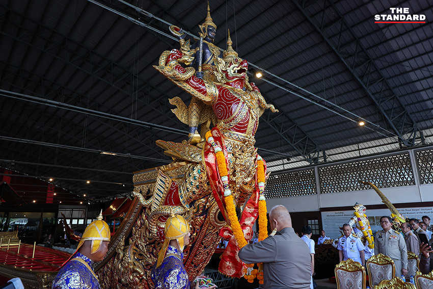 ภาพพิธีบวงสรวงเรือพระราชพิธี โดยกองทัพเรือ เพื่อเตรียมจัดขบวนพยุหยาตราทางชลมารค 3