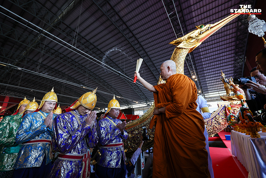 ภาพพิธีบวงสรวงเรือพระราชพิธี โดยกองทัพเรือ เพื่อเตรียมจัดขบวนพยุหยาตราทางชลมารค 4