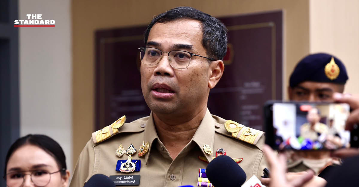 เชษฐา โมสิกรัตน์ ผู้ว่าราชการจังหวัดนนทบุรี ให้สัมภาษณ์สื่อมวลชน