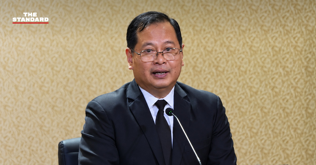 ปกรณ์ นิลประพันธ์ รองนายกรัฐมนตรี ฝ่ายกฎหมาย แถลงข่าว