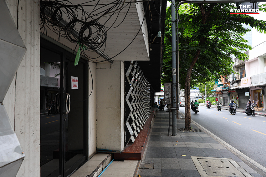 หนังสือคำสั่งปิดกิจการร้านทีเด็ด 99 ชั่วคราว จากสำนักงานเขตพญาไท 2