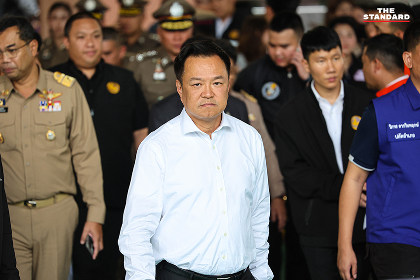 นายกรัฐมนตรี (อนุทิน ชาญวีรกูล) ให้สัมภาษณ์สื่อมวลชนหลังลงพื้นที่ 3