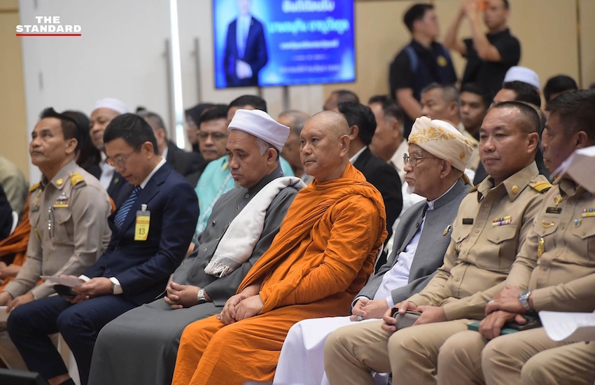 นายกรัฐมนตรีเป็นประธานการประชุมรับฟังความเห็นปัญหาชายแดนใต้ 3