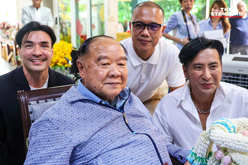 พล.อ.ประวิตร วงษ์สุวรรณ ในงานวันคล้ายวันเกิดครบรอบ 81 ปี ที่มูลนิธิอนุรักษ์ป่ารอยต่อ 5 จังหวัด 8