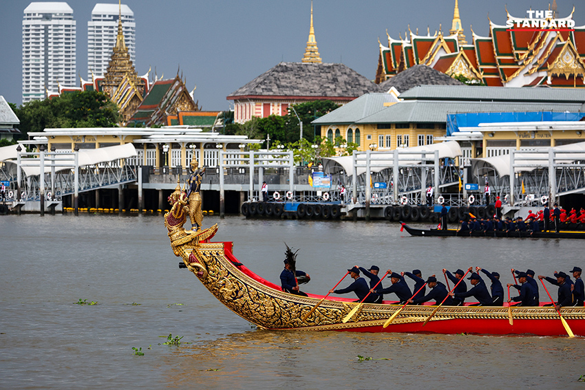 ภาพขบวนเรือพระราชพิธีซ้อมย่อยในแม่น้ำเจ้าพระยา 8