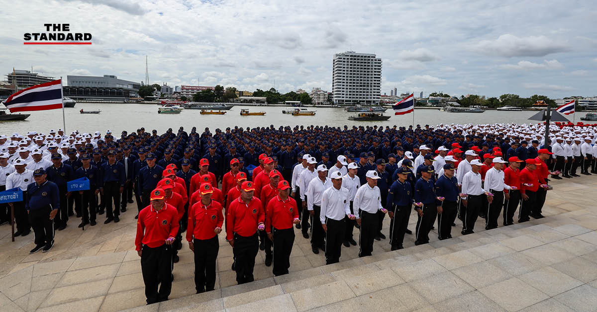 ผบ.ทร. เป็นประธานเปิดการฝึกขบวนพยุหยาตราทางชลมารค มีกำลังพลฝีพายและเรือพระราชพิธีเข้าร่วม