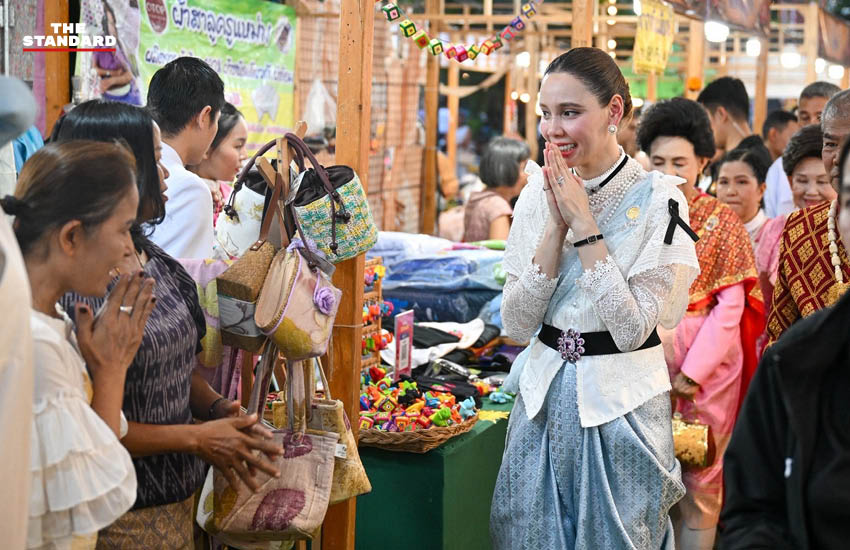 ซาบีดา ไทยเศรษฐ์ รัฐมนตรีว่าการกระทรวงวัฒนธรรม เป็นประธานเปิดงานประเพณีตามรอยพระพุทธเจ้าหลวง 1