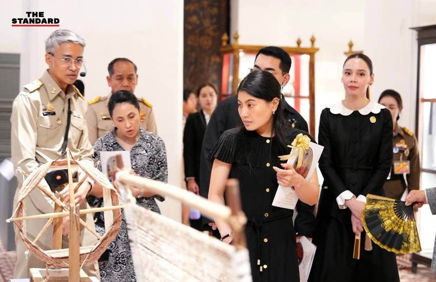 สมเด็จพระเจ้าลูกเธอ เจ้าฟ้าสิริวัณณวรี นารีรัตนราชกัญญา เสด็จพิพิธภัณฑสถานแห่งชาติ พระนคร 5