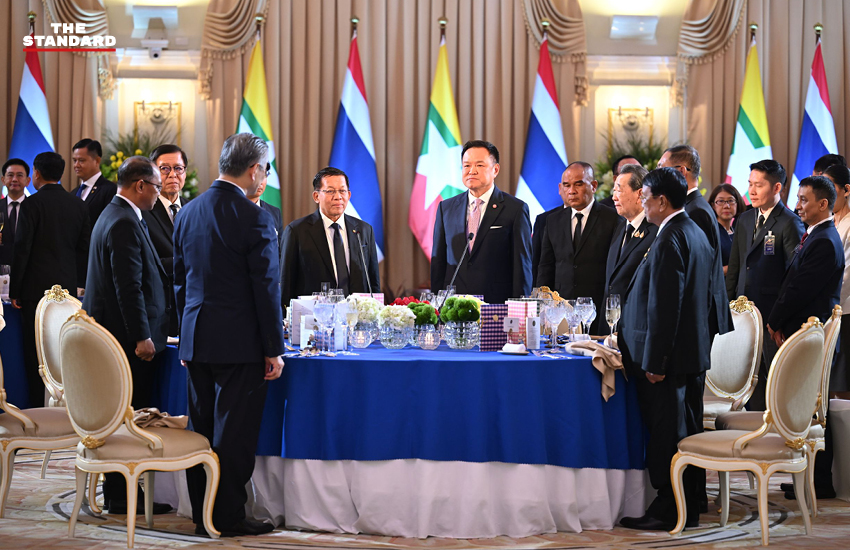 ภาพ อนุทิน ชาญวีรกูล นายกรัฐมนตรี ต้อนรับ มิน อ่อง หล่าย ในงานเลี้ยงรับรองที่ทำเนียบรัฐบาล 1