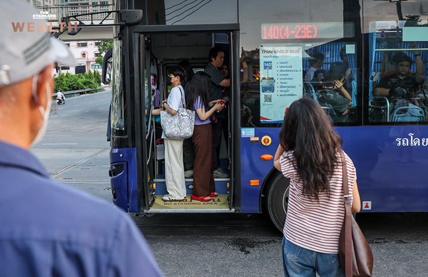 ภาพกราฟิกแสดงตัวเลขคนไทยว่างงานและแรงงานต่างชาติในไทย 4
