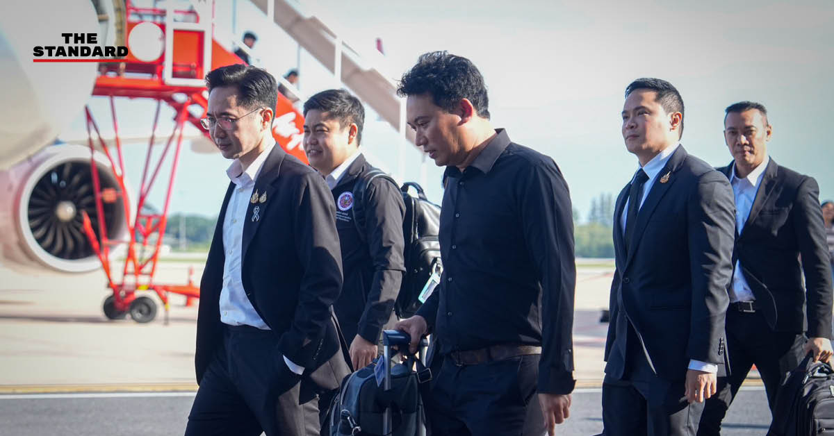 ศ.ดร.ยศชนัน วงศ์สวัสดิ์ รองนายกรัฐมนตรี ขณะลงพื้นที่ช่วยเหลือผู้ประสบภัยน้ำท่วมที่อำเภอปัว จังหวัดน่าน