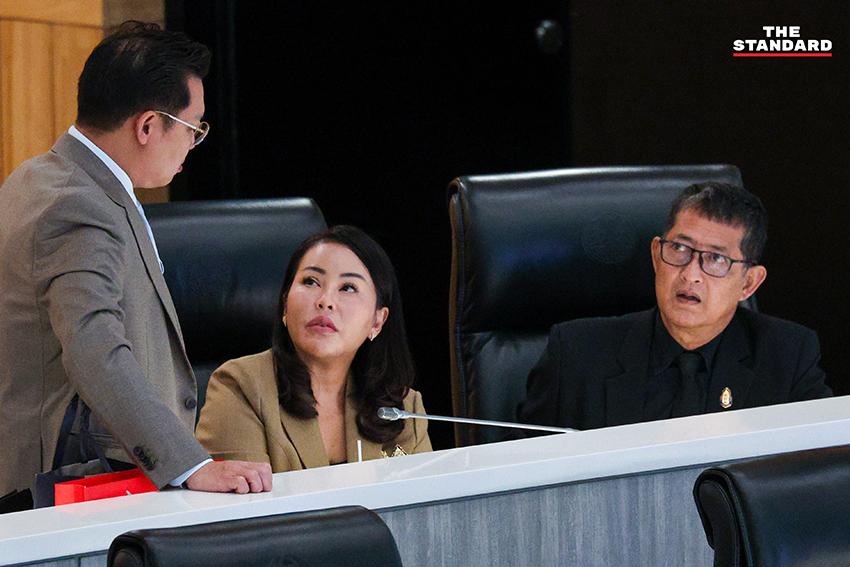 ภาพ สว. เข้าร่วมประชุมวุฒิสภา หลังถูก กกต. สั่งฟ้องคดีฮั้ว 4