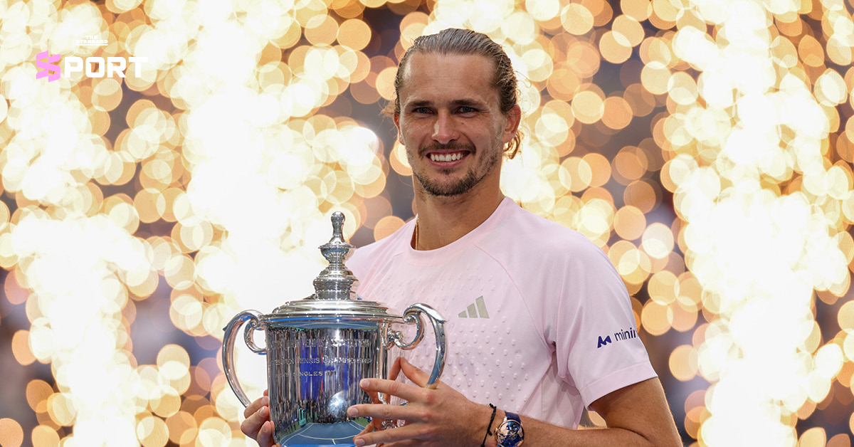 อเล็กซานเดอร์ ซเวเรฟ ชูถ้วยแชมป์ US Open