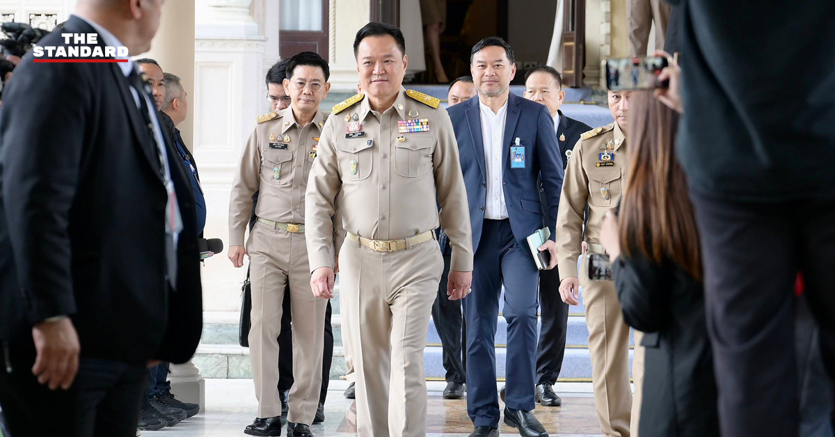 อนุทิน ชาญวีรกูล นายกรัฐมนตรีและรัฐมนตรีว่าการกระทรวงมหาดไทย