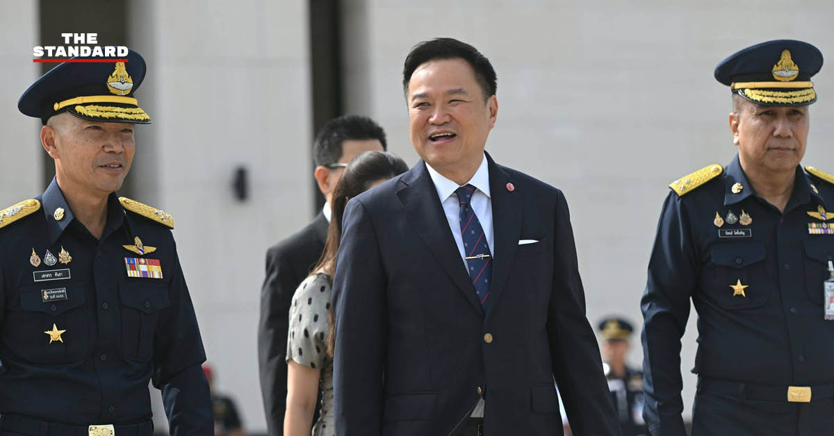 อนุทิน ชาญวีรกูล นายกรัฐมนตรีและรัฐมนตรีว่าการกระทรวงมหาดไทย