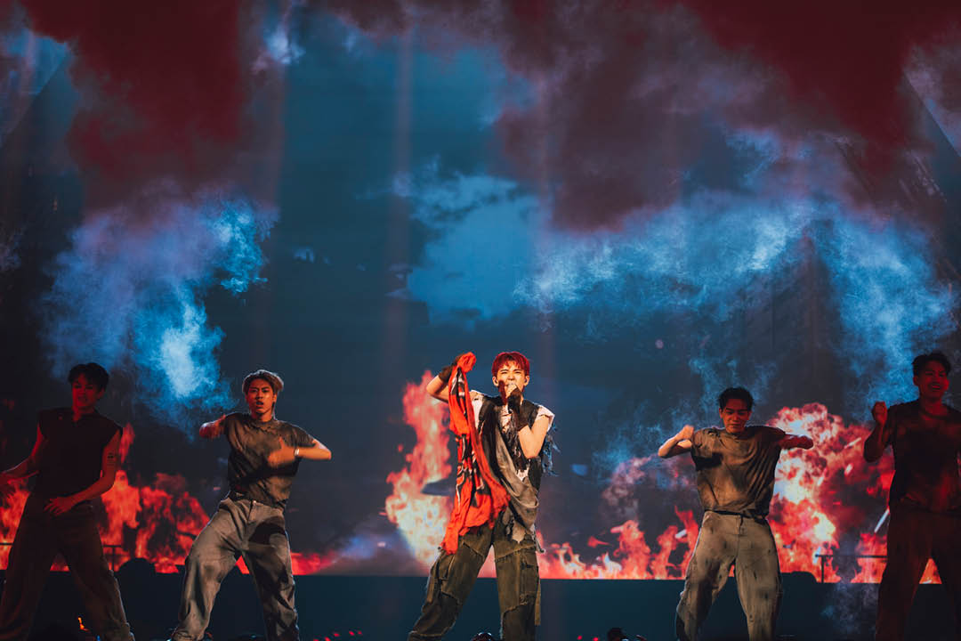 ภาพรวมวง ATLAS บนเวทีคอนเสิร์ต ATLAS RISING UP CONCERT 8