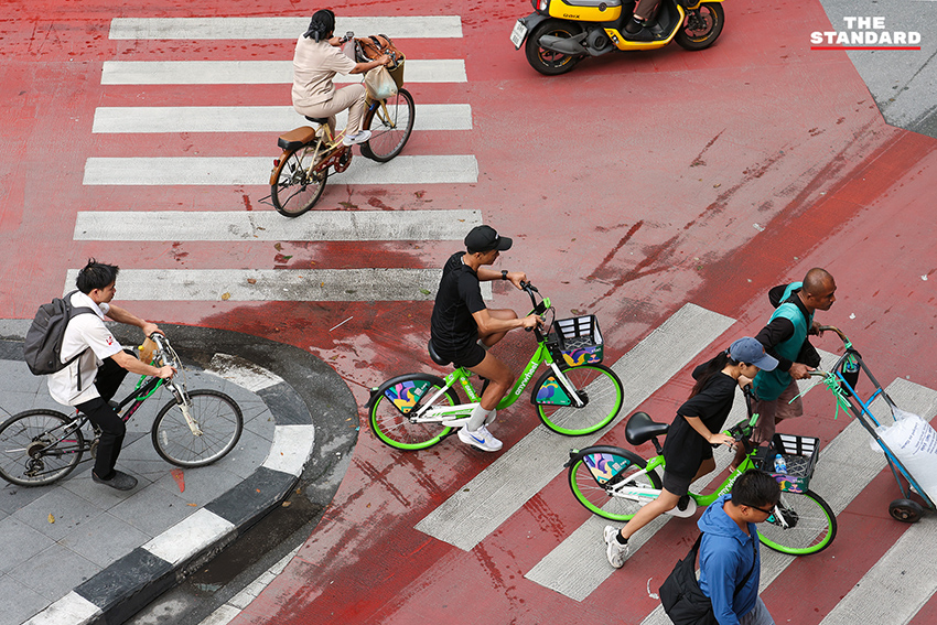 ผู้ว่าฯ ชัชชาติ สิทธิพันธุ์ และประชาชนร่วมกิจกรรม Bangkok Car Free 2026 เดินทางด้วยระบบขนส่งสาธารณะ 1