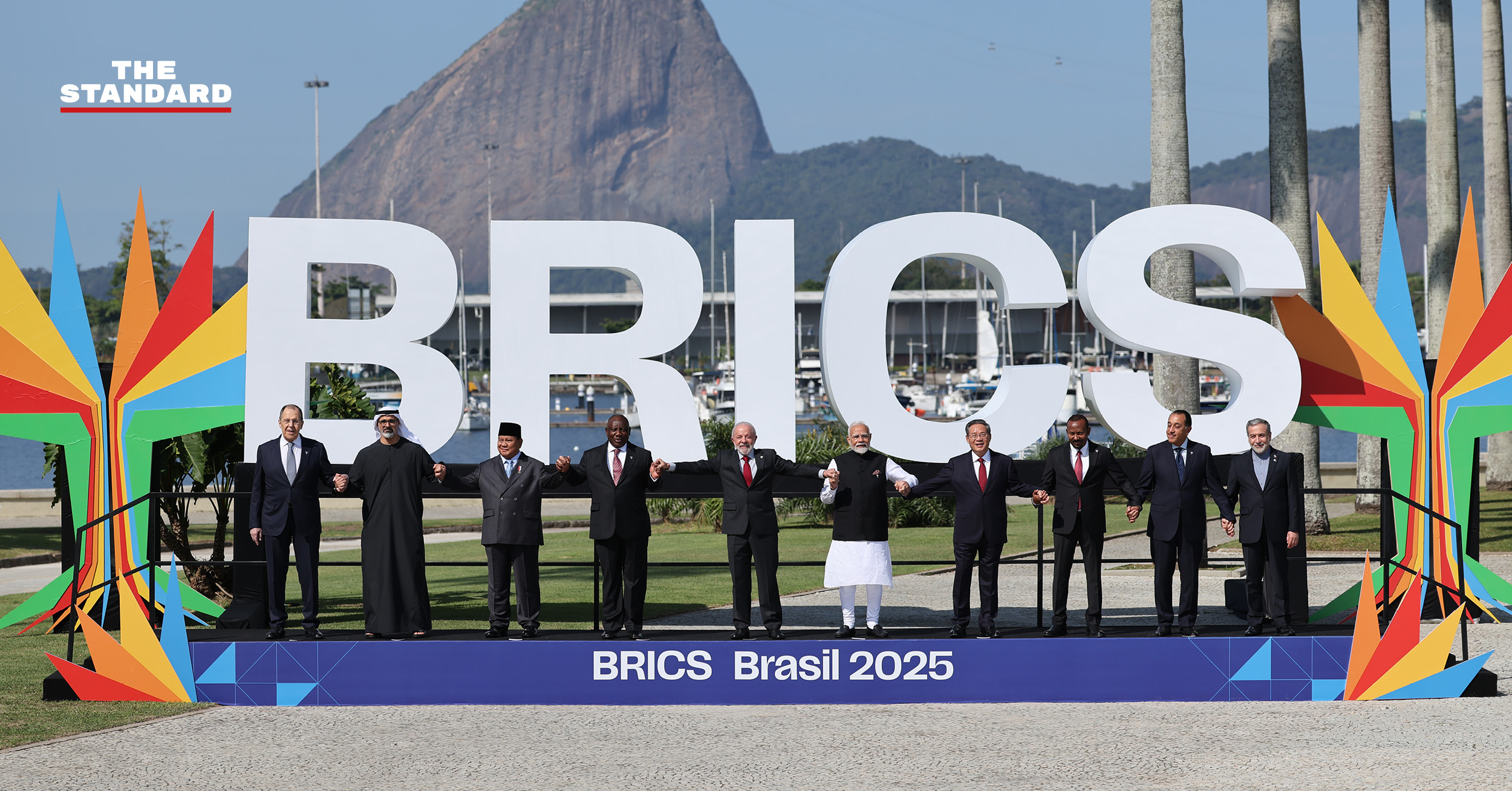 ภาพผู้นำประเทศสมาชิก BRICS ร่วมประชุมสุดยอด