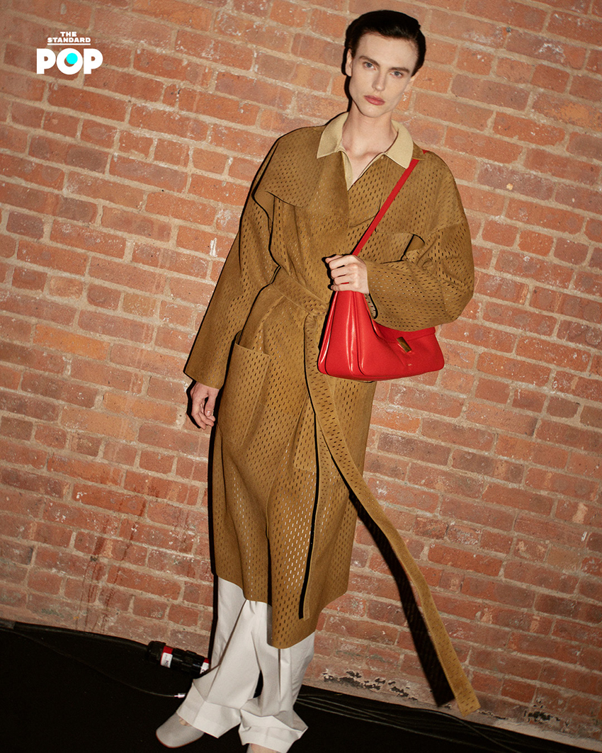ภาพบรรยากาศแฟชั่นโชว์ CALVIN KLEIN COLLECTION Spring 2027 ณ Terminal Warehouse นิวยอร์ก 7