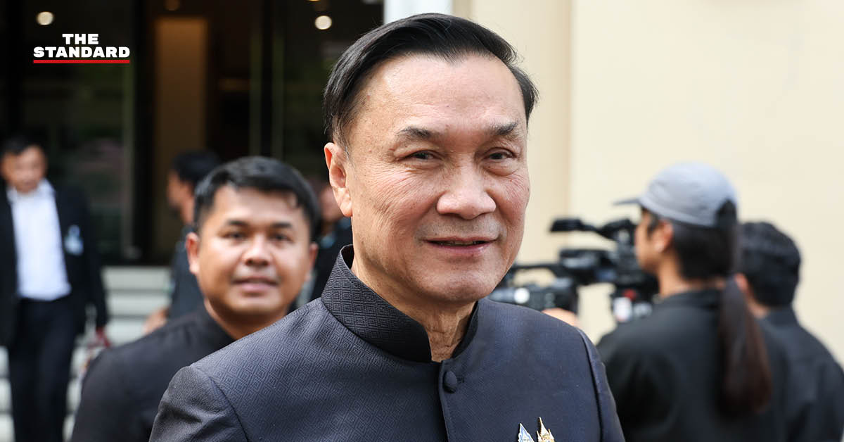ทรงศักดิ์ ทองศรี รองนายกรัฐมนตรี แถลงข่าวเรื่องการระบายน้ำ