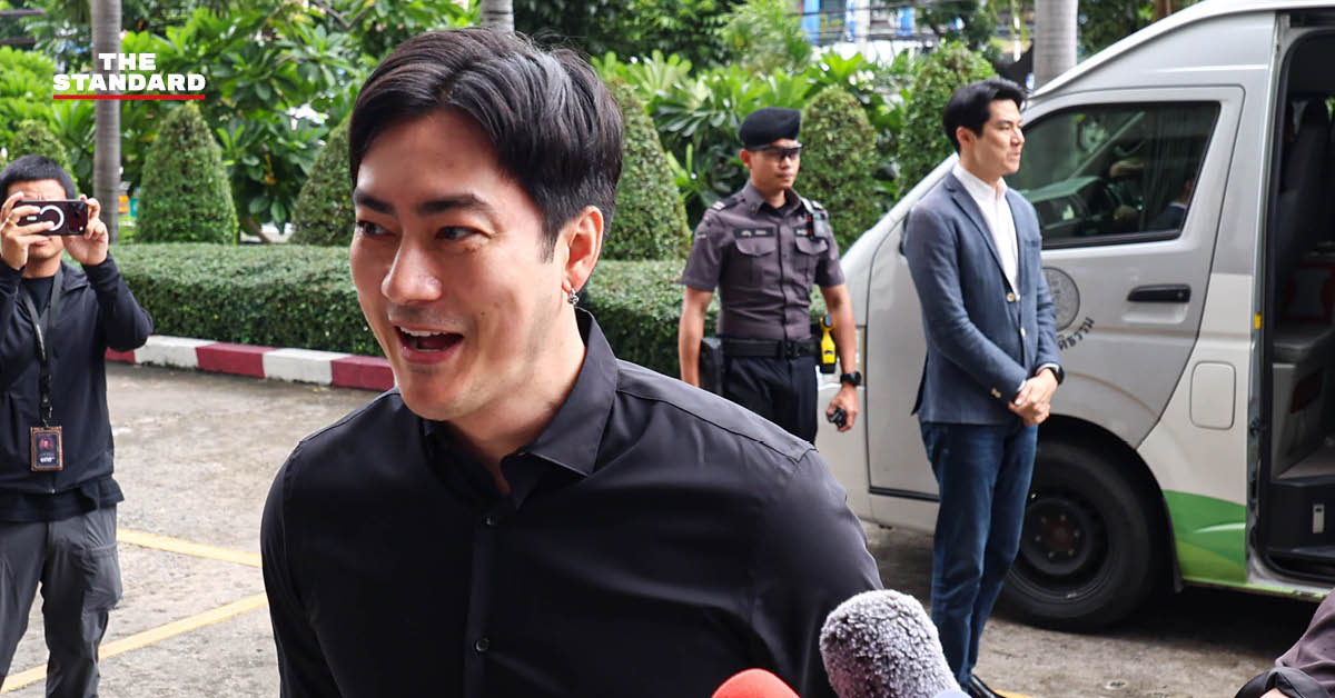 เจ้าหน้าที่ DSI ส่งมอบสำนวนคดี Forex จำนวนมากให้อัยการ โดยมีภาวุธและฟิล์ม รัฐภูมิ เดินทางมารายงานตัว