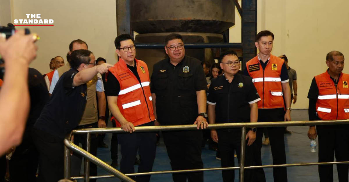 เอกนิติ นิติทัณฑ์ประภาศ ตรวจเยี่ยมประตูระบายน้ำคลองลัดโพธิ์ จังหวัดสมุทรปราการ