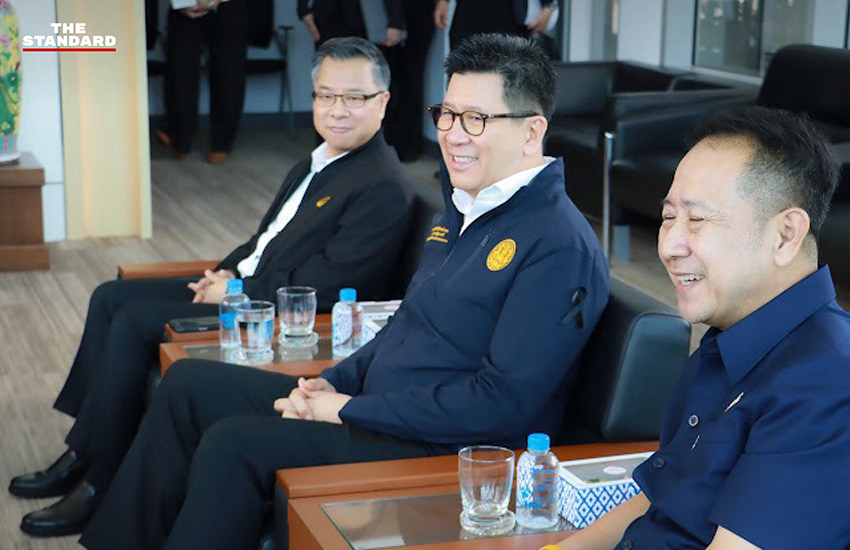 เอกนิติ นิติทัณฑ์ประภาศ รองนายกรัฐมนตรีและรัฐมนตรีว่าการกระทรวงการคลัง เยี่ยมชมสถาบัน SIMTEC 1