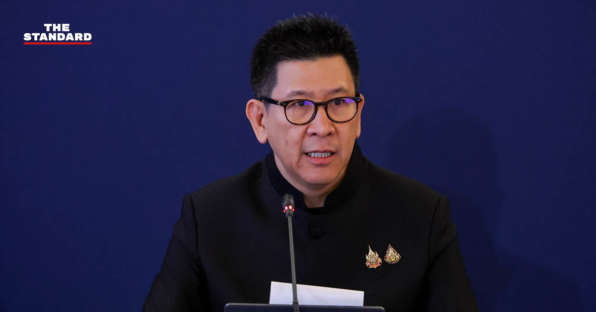 ภาพเอกนิติ นิติทัณฑ์ประภาศ รองนายกรัฐมนตรีและรัฐมนตรีว่าการกระทรวงการคลัง แถลงข่าวแผนคุม Data Center