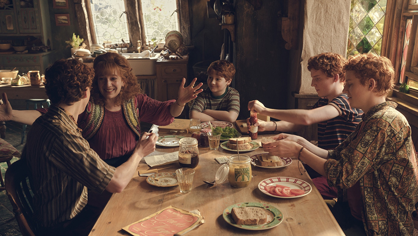 ภาพจากซีรีส์ Harry Potter and the Philosopher’s Stone แสดงโลกเวทมนตร์ 3