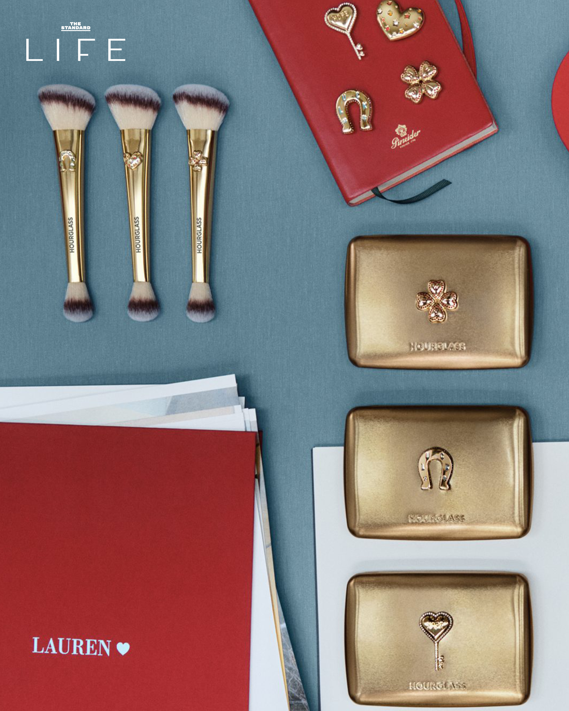 ภาพพาเลตต์แต่งหน้า HOURGLASS x Lauren Rubinski ลิมิเต็ดเอดิชัน ที่มีดีไซน์จิวเวลรีสวยงาม 3