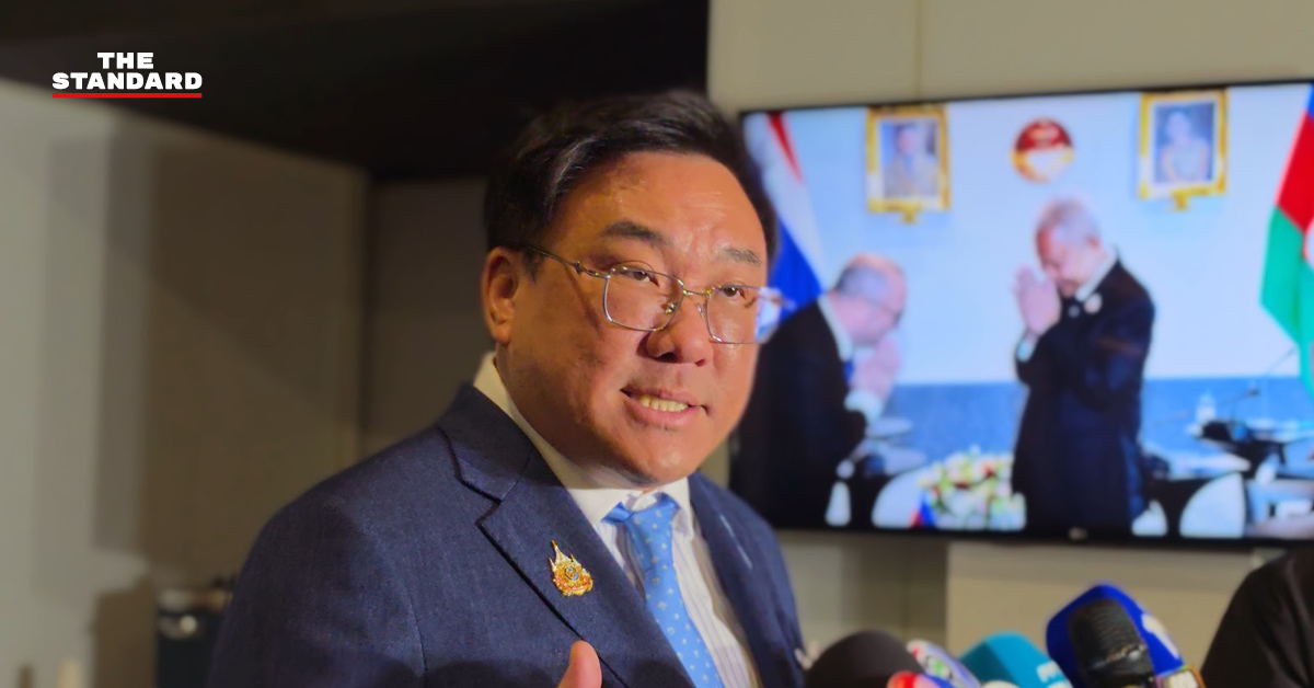 จุลพันธ์ อมรวิวัฒน์ รัฐมนตรีว่าการกระทรวงแรงงาน กำลังประชุม