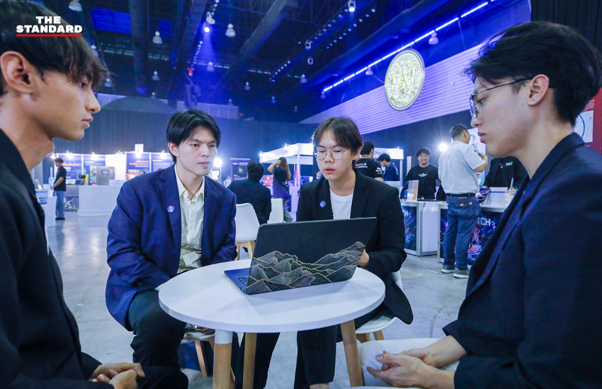 บรรยากาศงาน KMITL EXPO 2026 ที่มีการจัดกิจกรรมจับคู่ธุรกิจและเสวนา 7
