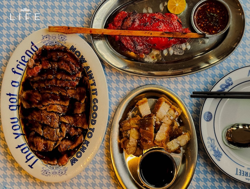 ภาพบรรยากาศร้าน Mitr Street ย่านท่าเตียน มองเห็นวิววัดโพธิ์ 11