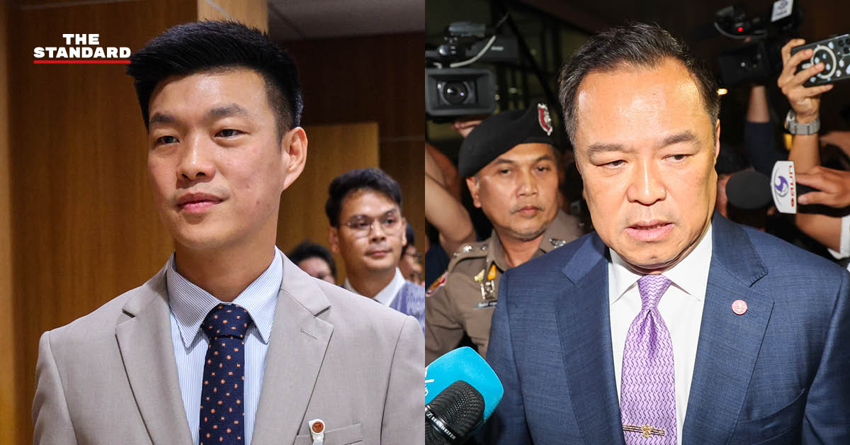 ภาพ ณัฐพงษ์ เรืองปัญญาวุฒิ และ อนุทิน ชาญวีรกูล