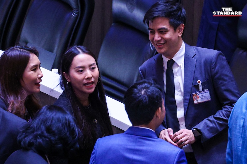 ภาพบรรยากาศการประชุมสภาผู้แทนราษฎรพิจารณาร่าง พ.ร.บ. งบประมาณฯ ปี 70 วาระ 2 9