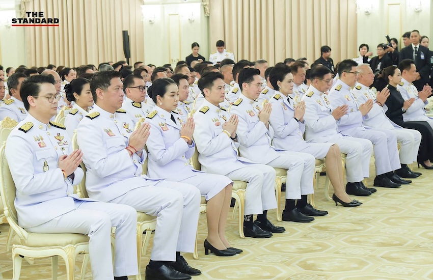 นายกรัฐมนตรีและคณะรัฐมนตรีร่วมพิธีบำเพ็ญกุศลสตมวาร 100 วัน ถวายพระกุศลแด่เจ้าฟ้าพัชรกิติยาภาฯ ณ ทำเนียบรัฐบาล 3