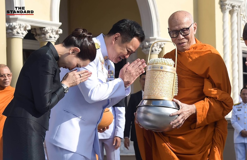 นายกรัฐมนตรีและคณะรัฐมนตรีร่วมพิธีบำเพ็ญกุศลสตมวาร 100 วัน ถวายพระกุศลแด่เจ้าฟ้าพัชรกิติยาภาฯ ณ ทำเนียบรัฐบาล 5