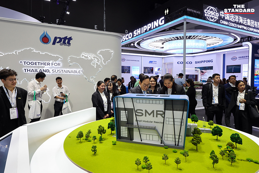 ภาพนายกรัฐมนตรีกล่าวปาฐกถาบนเวทีงาน Gastech 2026 11