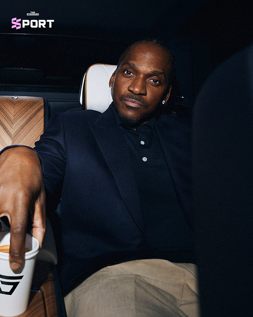 ภาพ Pusha T และ Pharrell Williams พร้อมโลโก้ Grindin’ Coffee 7