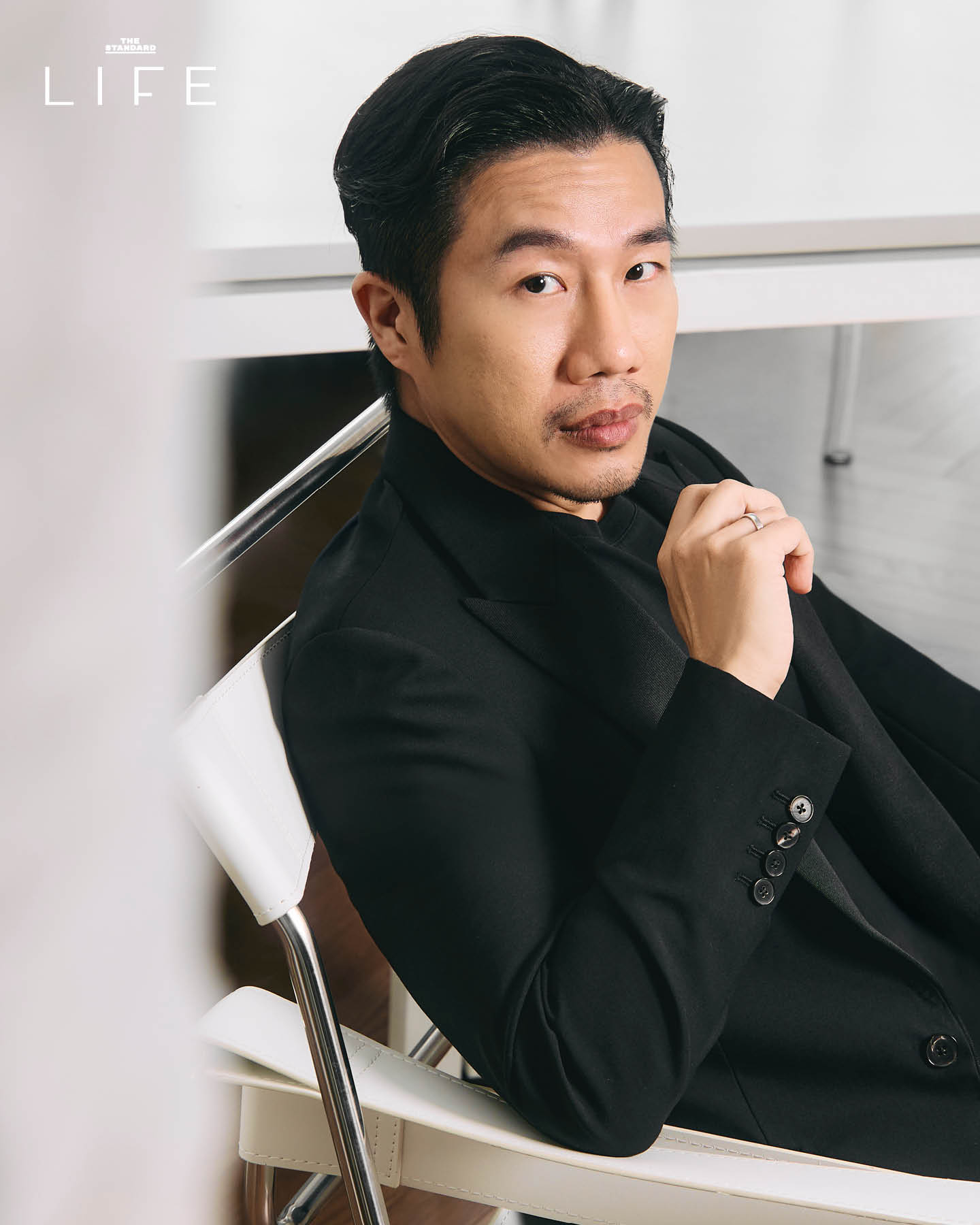 ภาพปกแคมเปญ Structural Beauty ของ Radiesse และ Sean POEM แสดงถึงความงามที่เริ่มต้นจากโครงสร้างผิว 1
