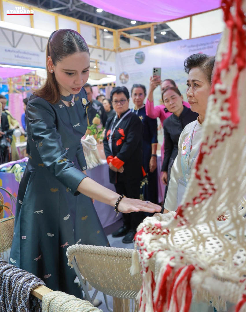 ซาบีดา ไทยเศรษฐ์ รัฐมนตรีว่าการกระทรวงวัฒนธรรม เป็นประธานเปิดงานมหกรรมวัฒนธรรม ‘สี • สรรค์ • ไทย’ 9